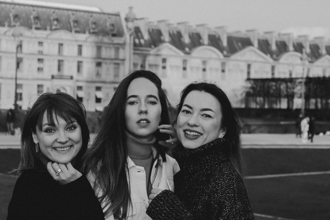 paris gossip scene
